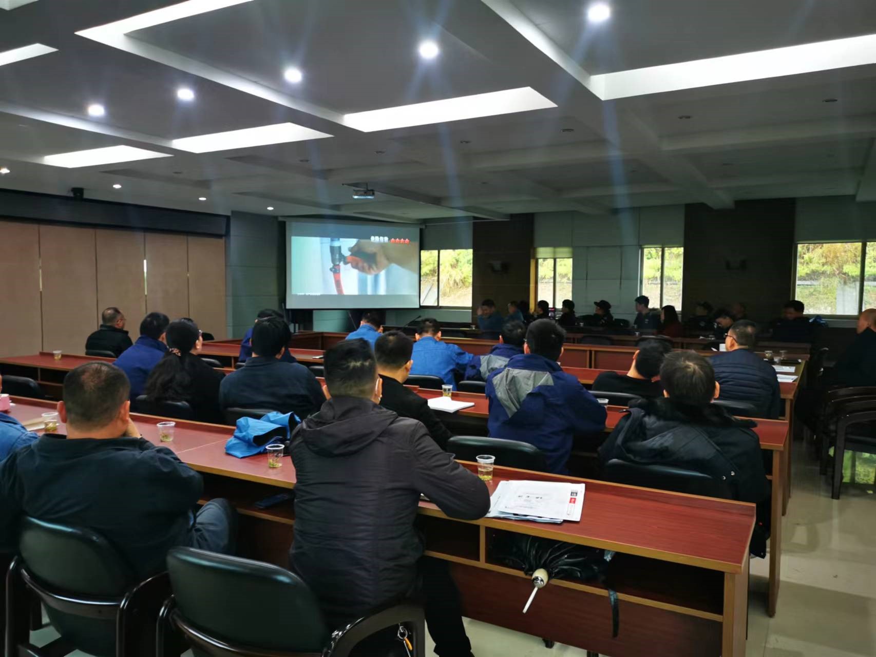 株洲航电分华体会(中国)一站式服务平台开展消防安全培训和应急演练