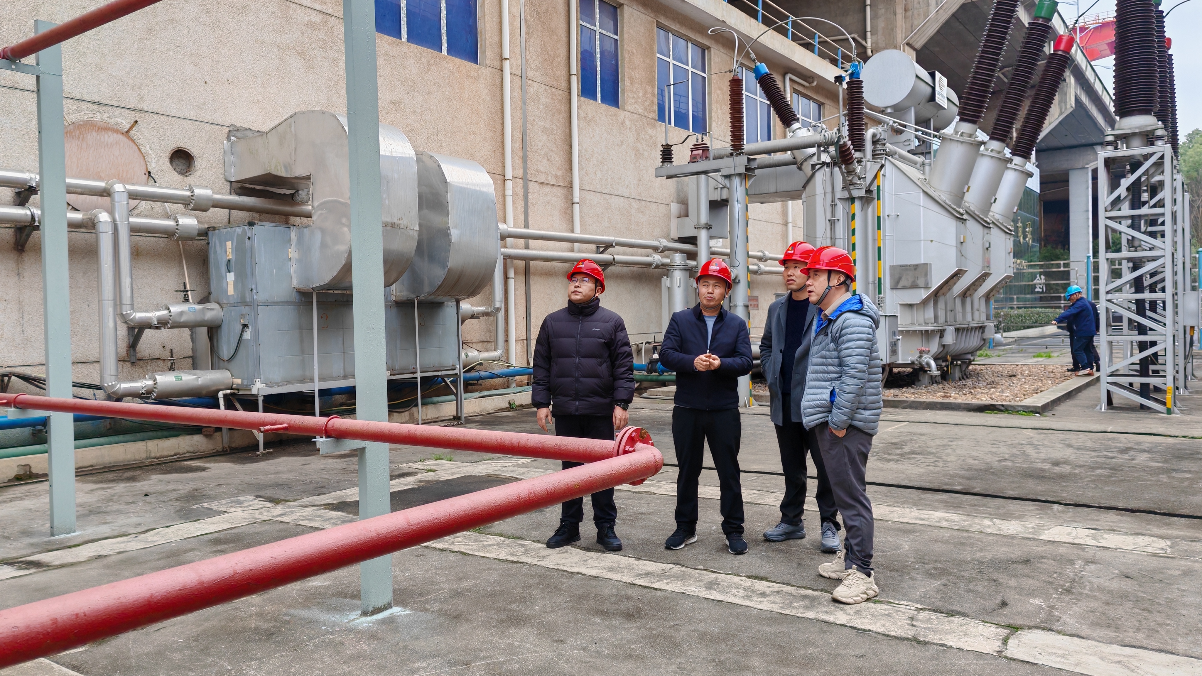 收心归位护安全 凝心聚力谋新篇——华体会(中国)一站式服务平台开展2026年“开工第一课讲安全”活动